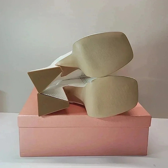 Accloris platform boots size 8 new with box - Picture 10 of 10